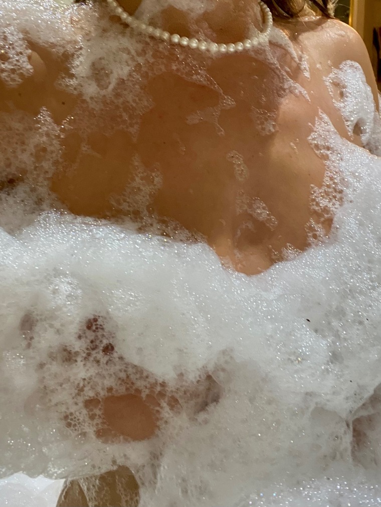 BoredHouseWife2022 banner image