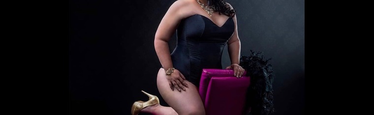 CURVYDIVA cover image