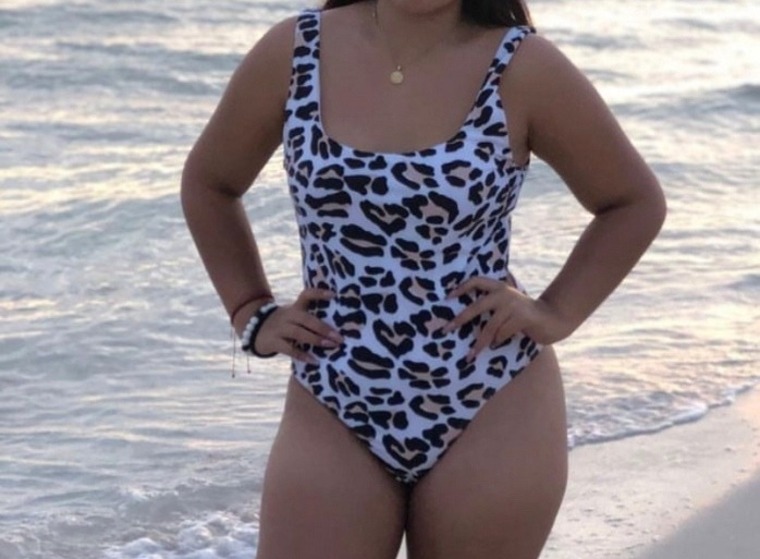 GATITA CANDENTE cover image
