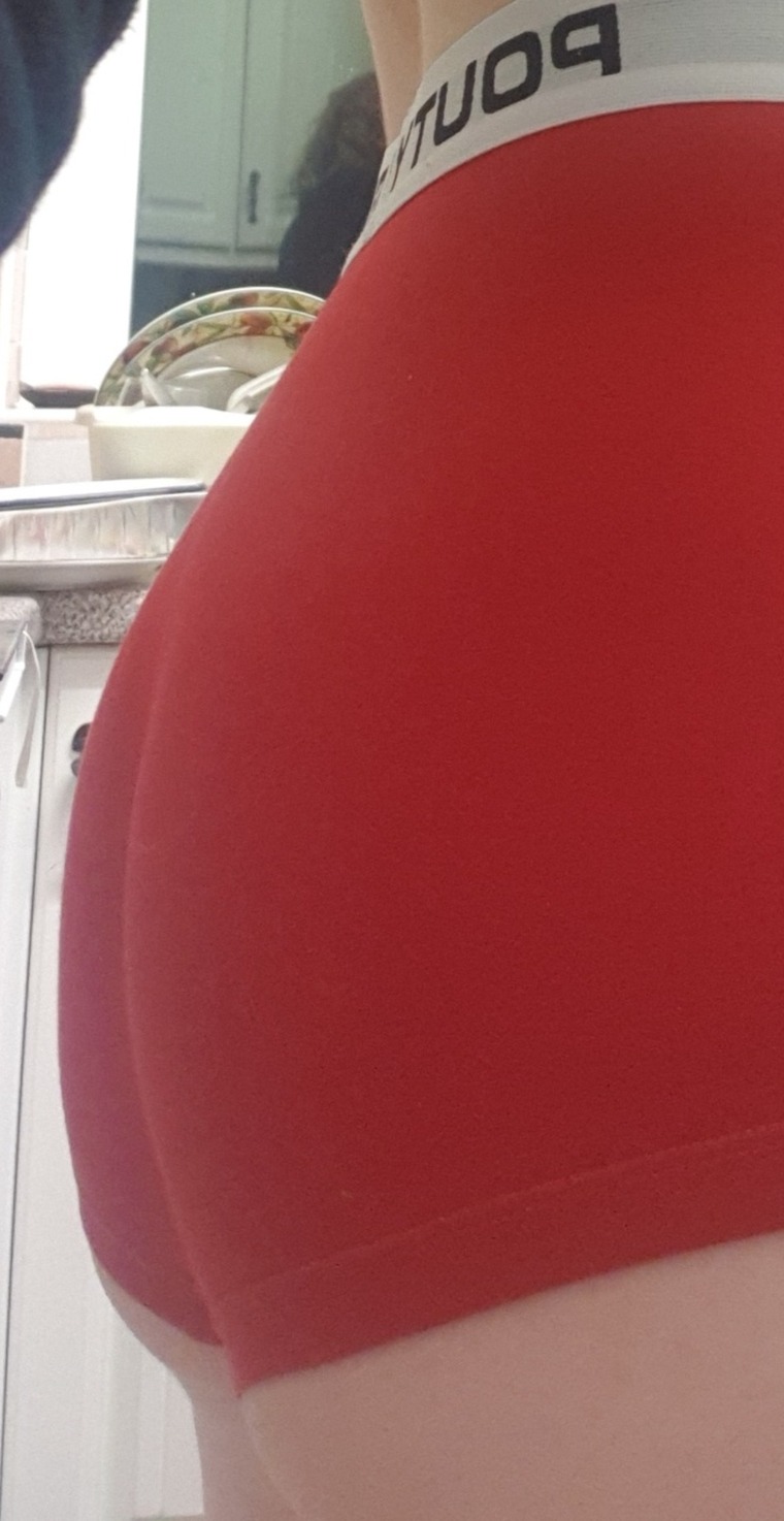 AverageGirl banner image