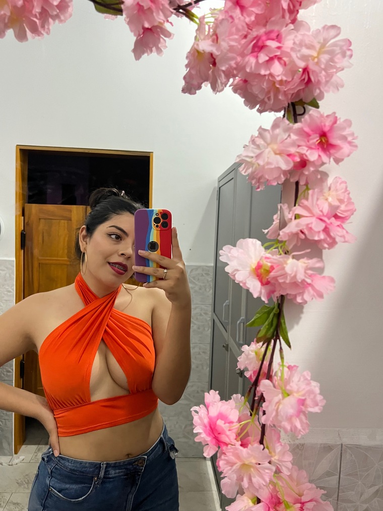 Liz Escobar banner image