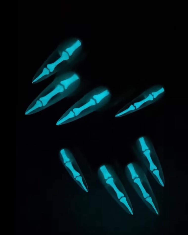 Queen.Gemini777 cover image