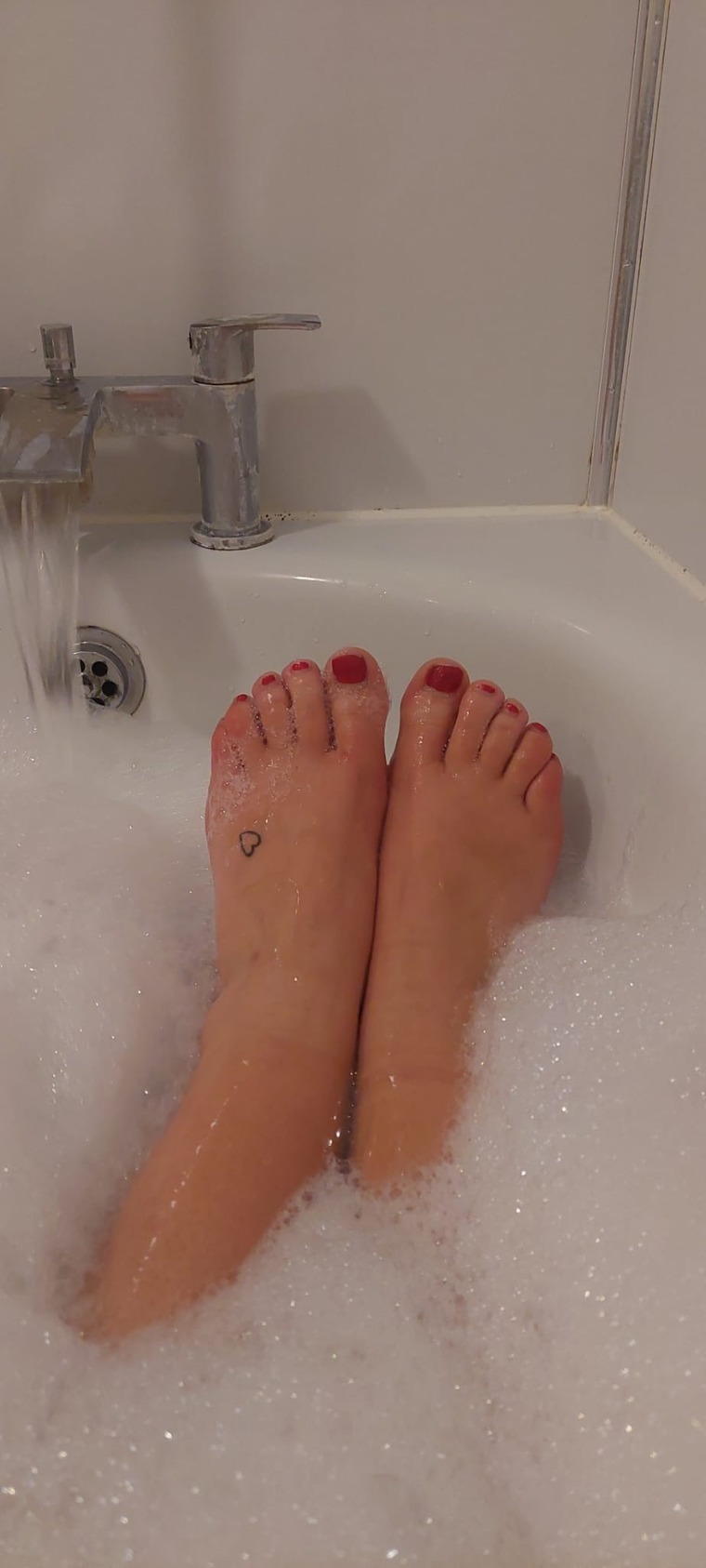 CuteTootsies UK cover image