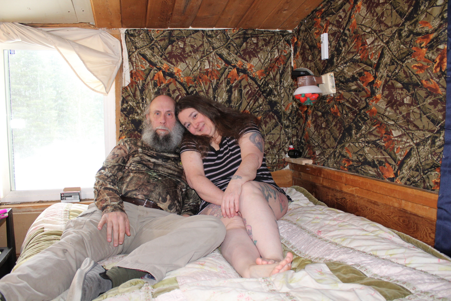 Kinky Offgrid Couple banner image