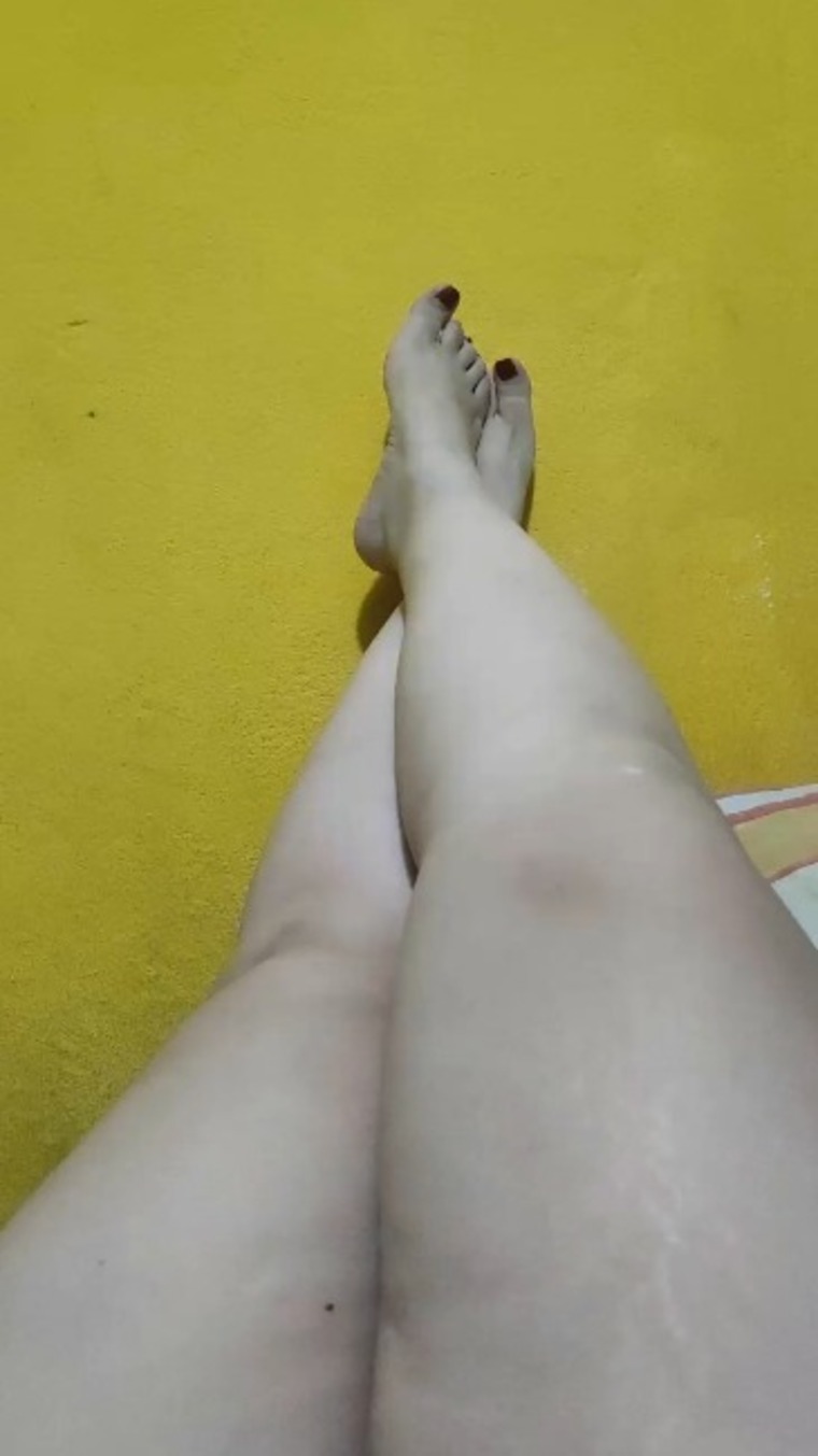 FeetHot.IzAn:) banner image