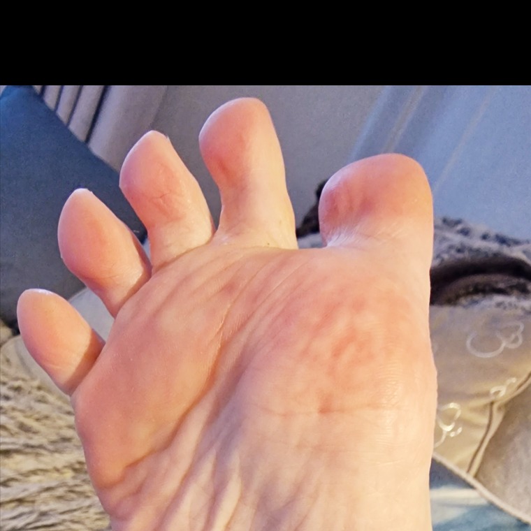 Feetonfire cover image