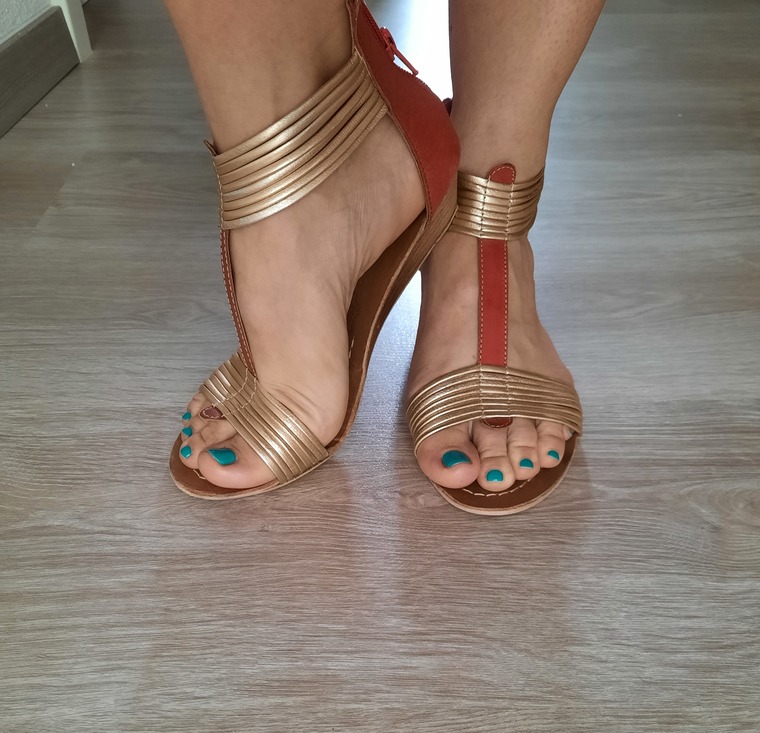 MePeFeet cover image