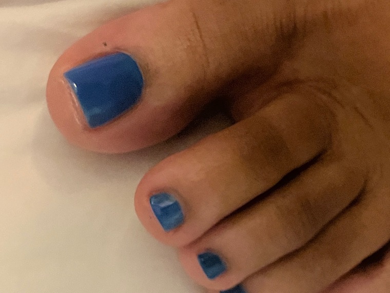 Vicky Sexy Feet cover image