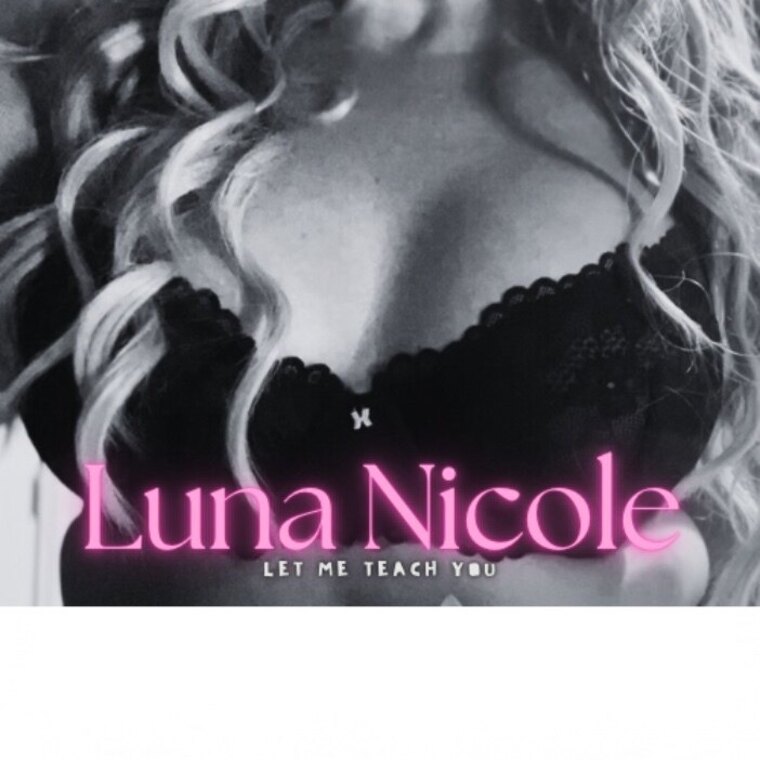 🍎Miss Luna Nicole🎀🌙 cover image