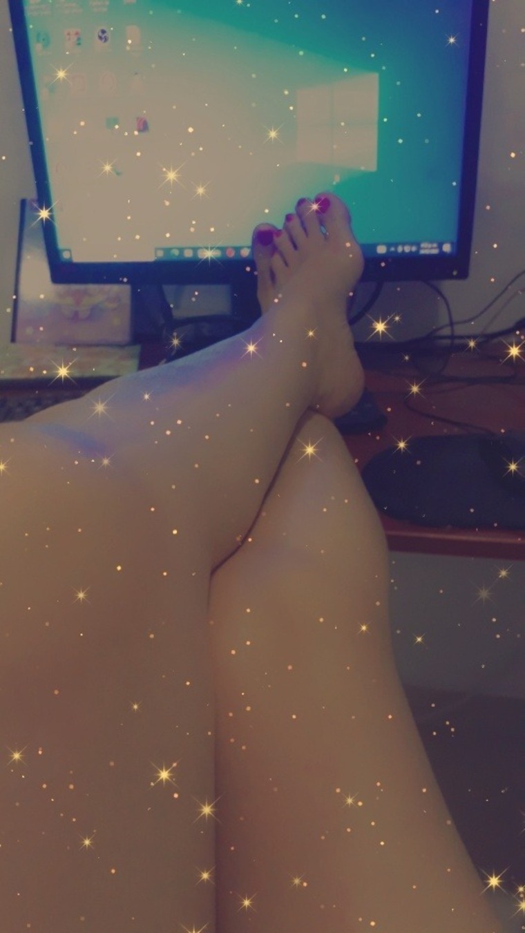 Bella 👣 cover image