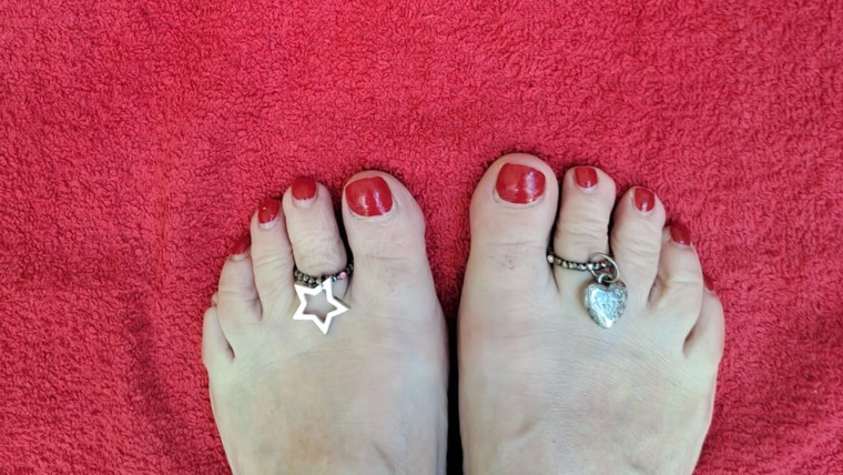 Nadia Feet cover image