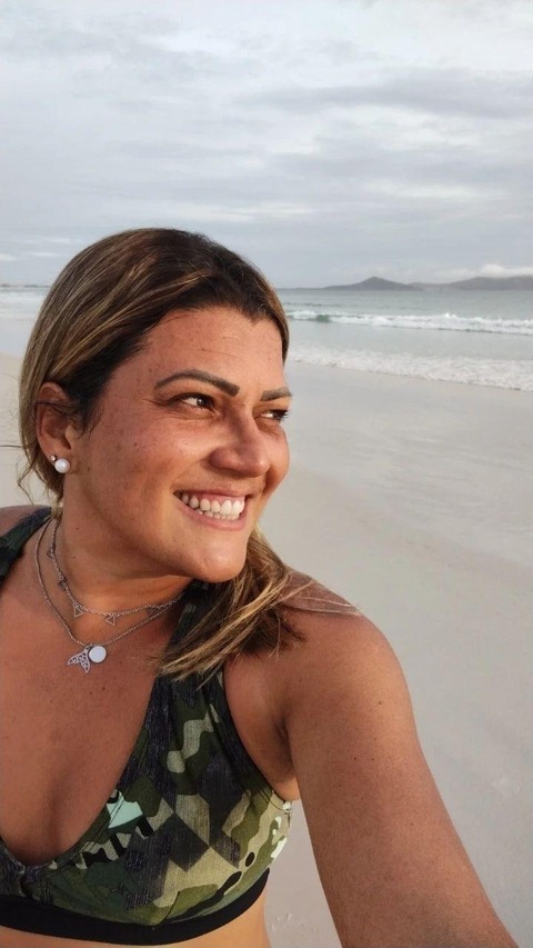 Janine Carvalho cover image