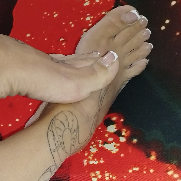 LovelyFeet❤️👣 cover image