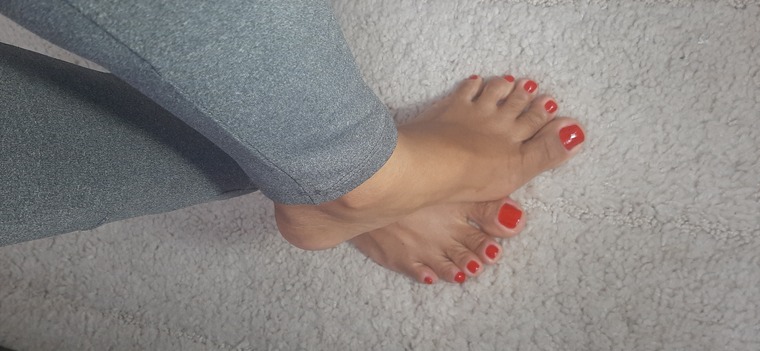 Feet Lais cover image