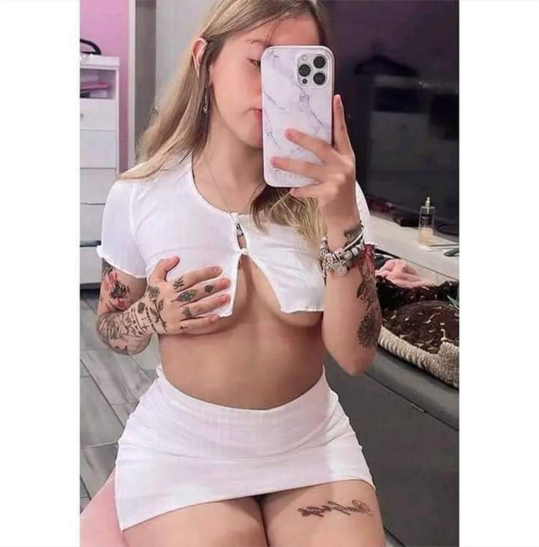Ximena Val🌸 banner image