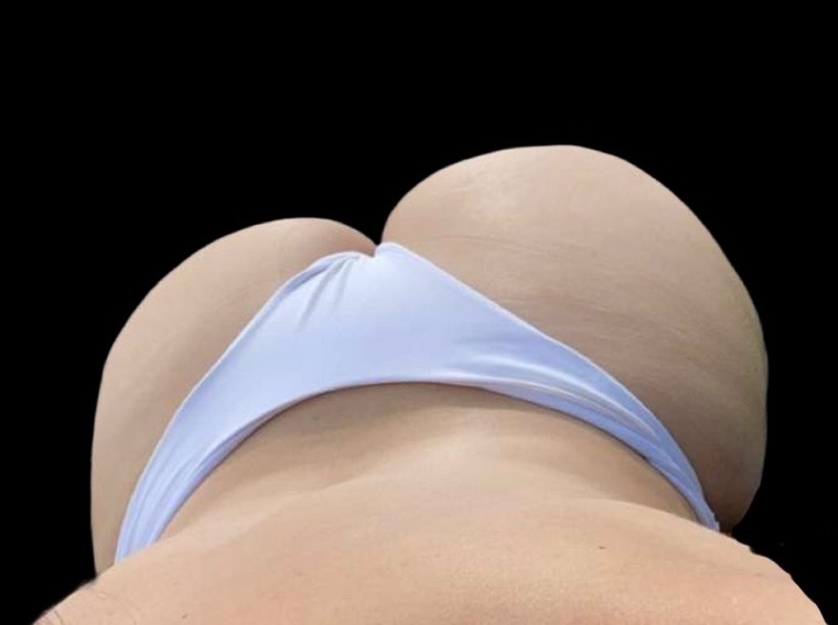 Curlygirl 🍑 cover image