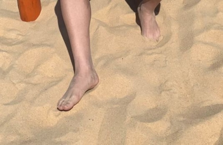 Hot Feet br cover image