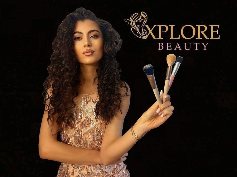 Andreea banner image