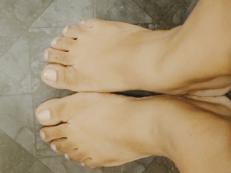 Feetfetiche cover image