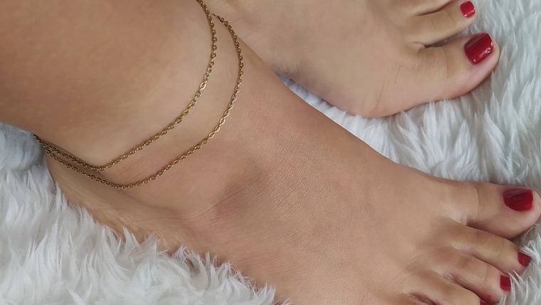 feet lover banner image