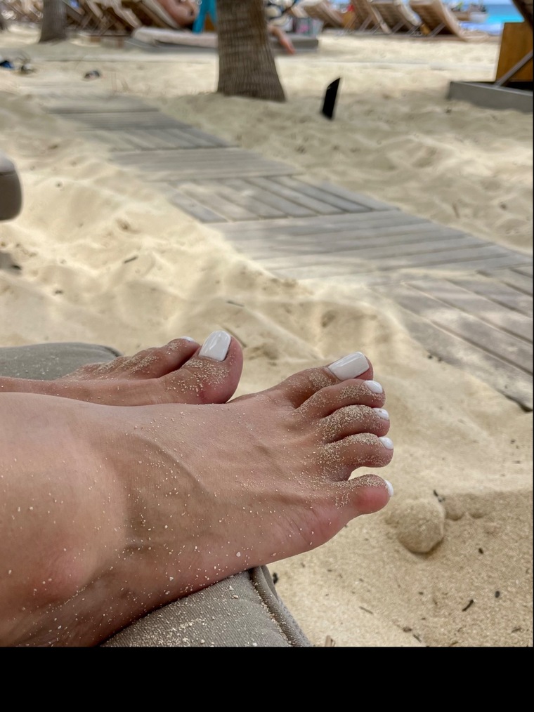 LovelyFeet banner image