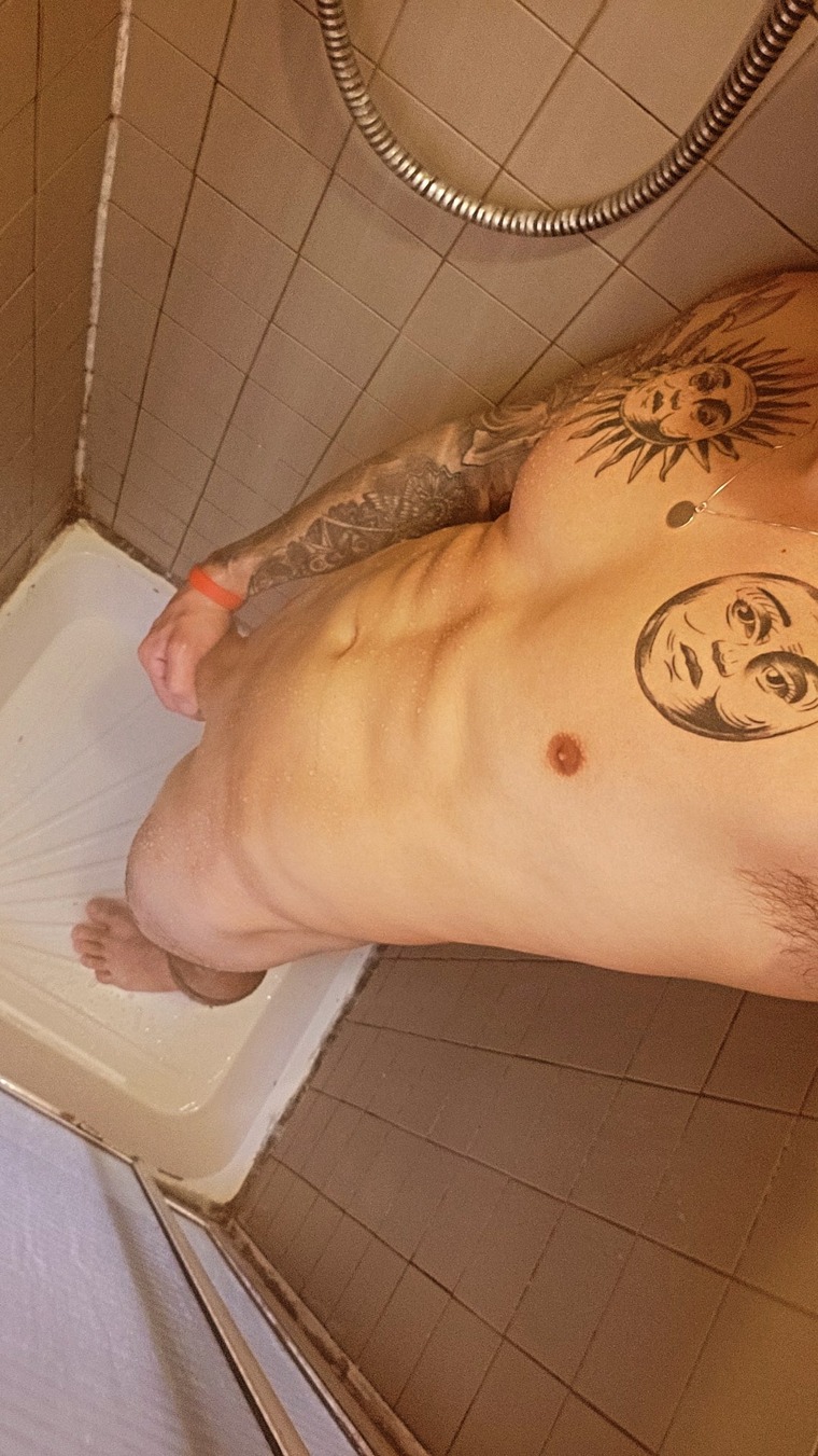 Carlos Eduardo cover image