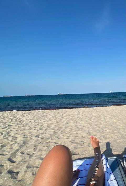 FEET GIRL cover image
