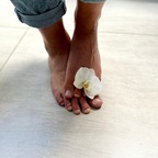 Flowery soles avatar