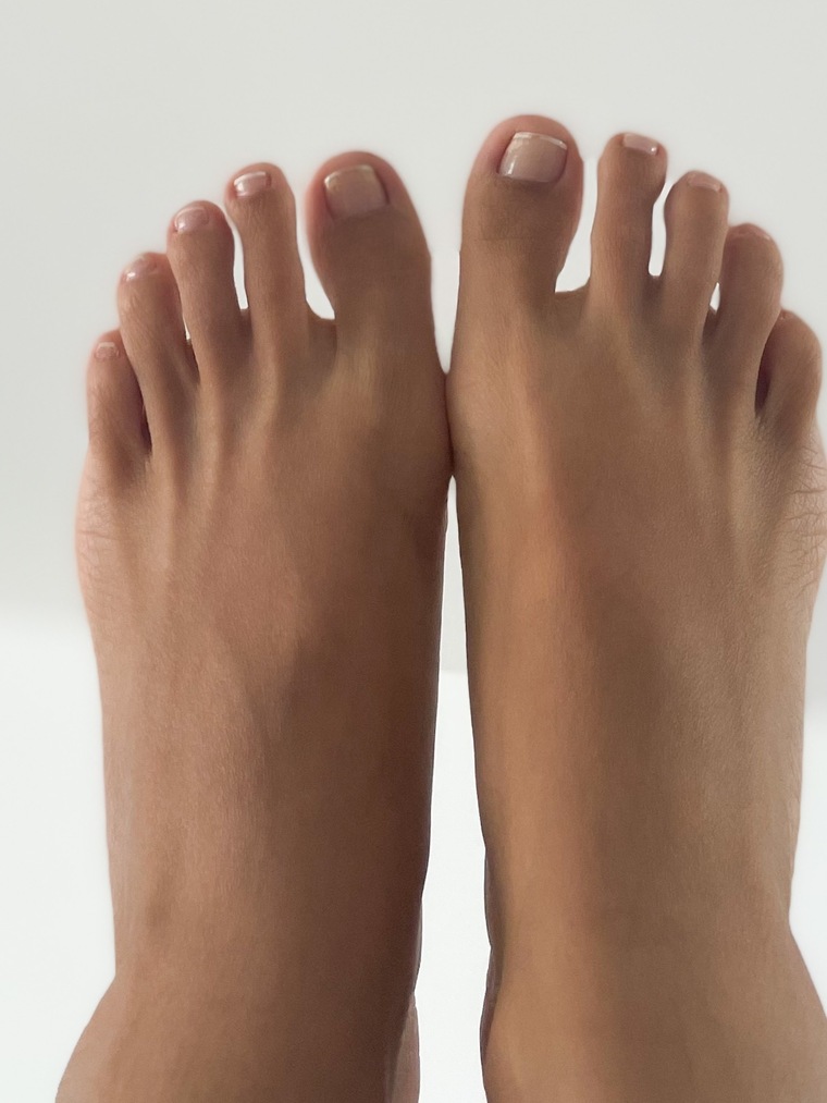 Legs&feets💓 banner image