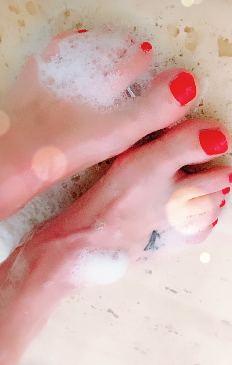 Feetda cover image
