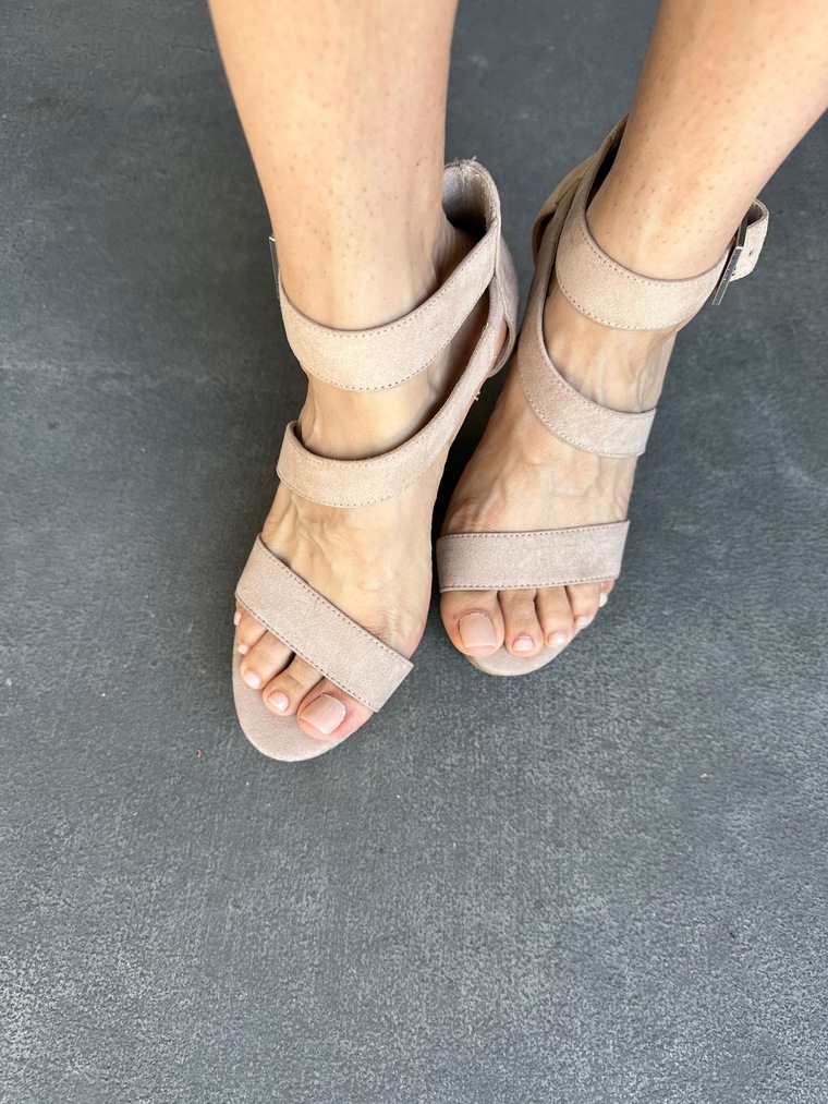 CynfulFeet cover image