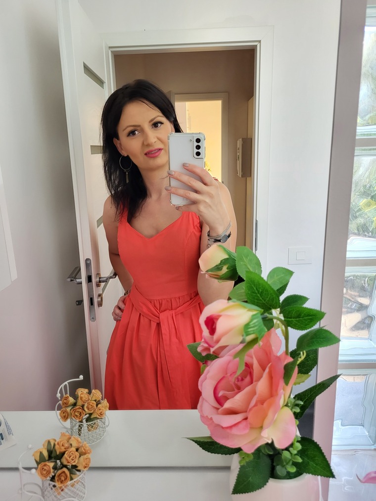 Sophiee28 cover image