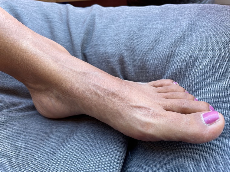 Five little asian toes cover image