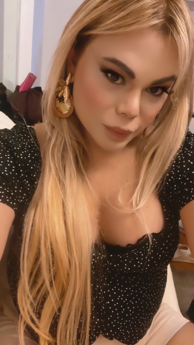 Victoria Fiorela cover image