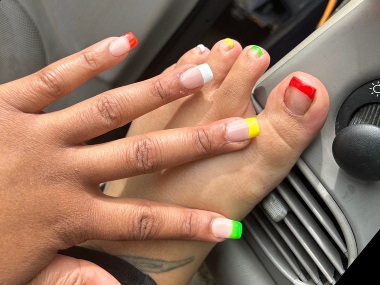 FeetQueen cover image