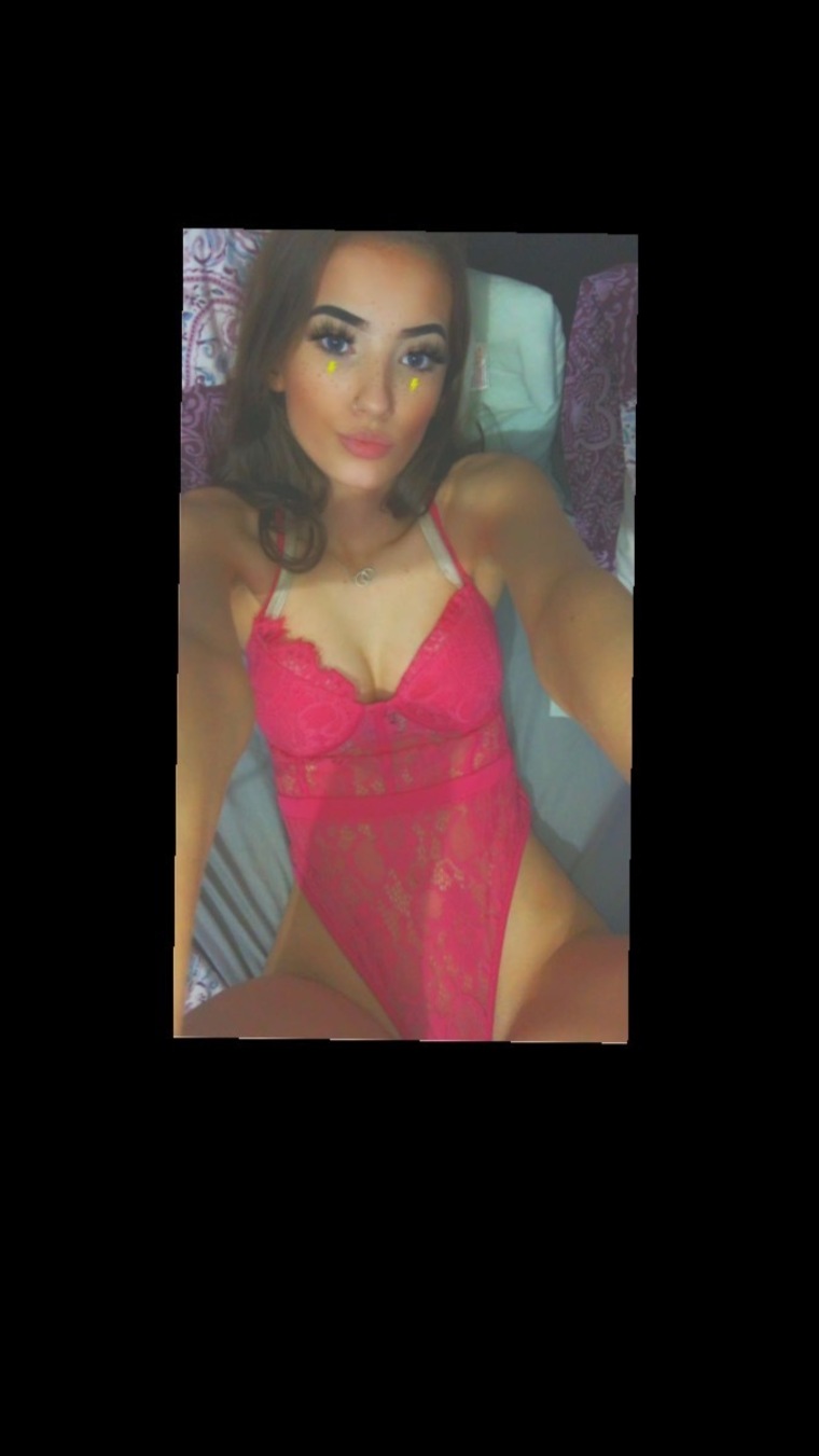 Petitebrunette cover image