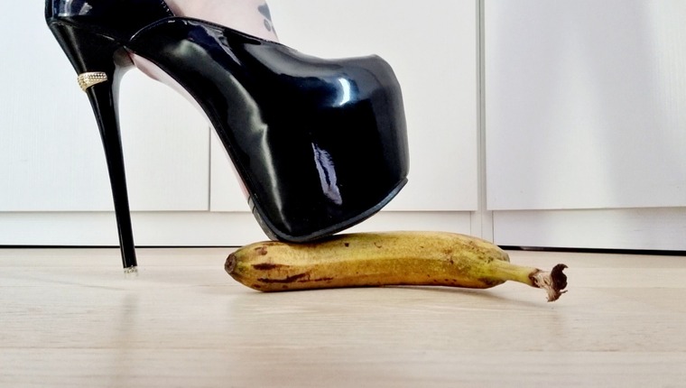 Miss Smash Heels cover image