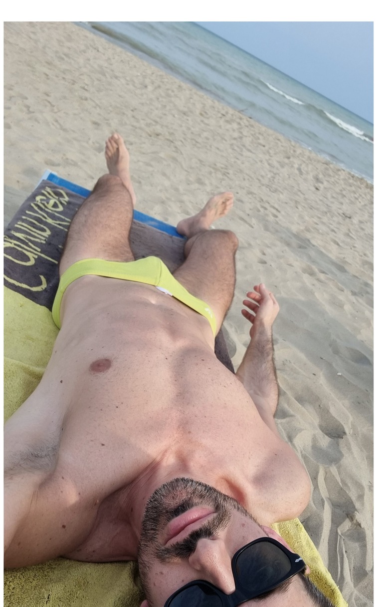 MyFeetsMy cover image