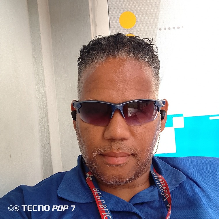 Carlos Abreu cover image