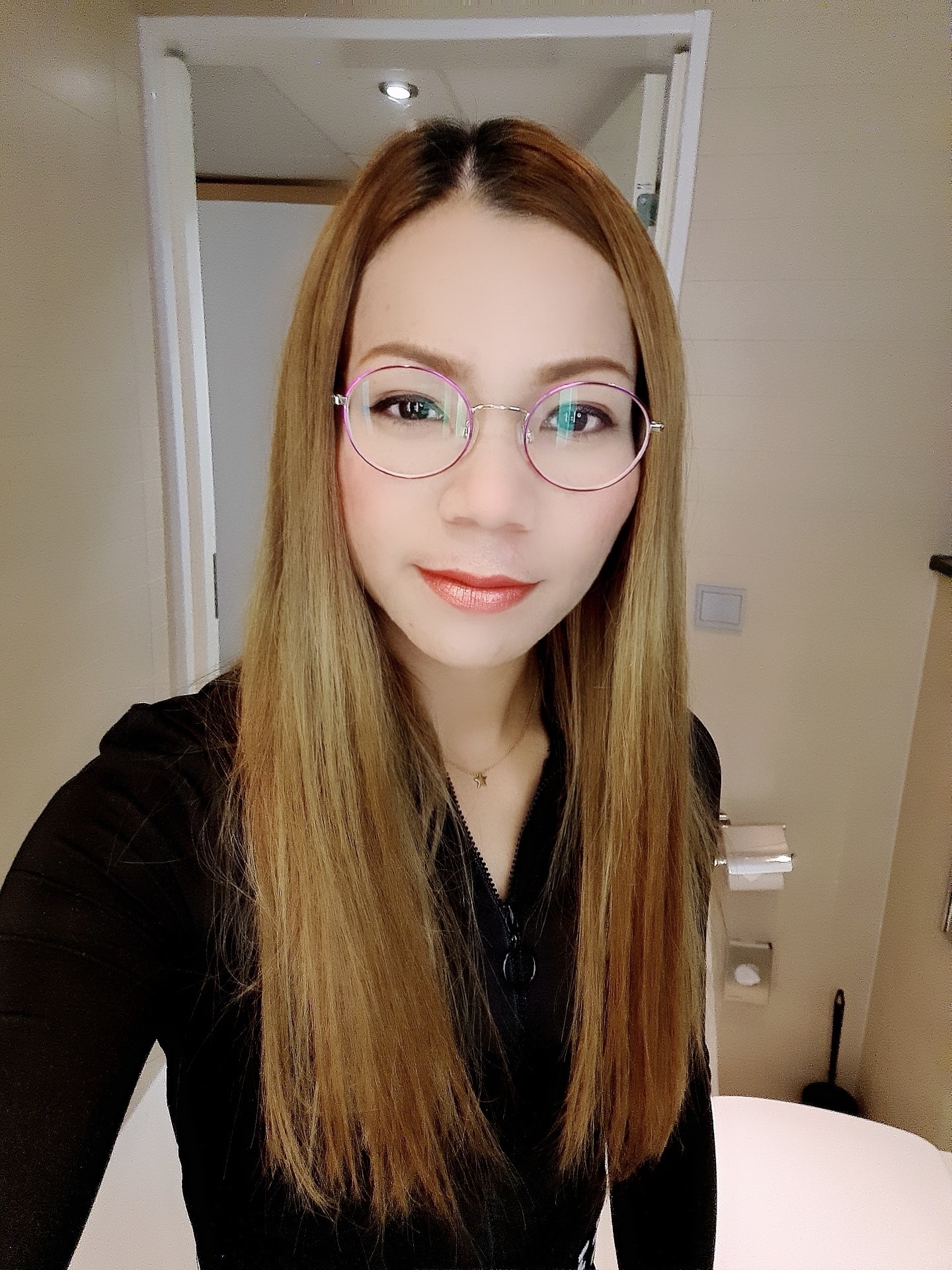 Thai girl banner image