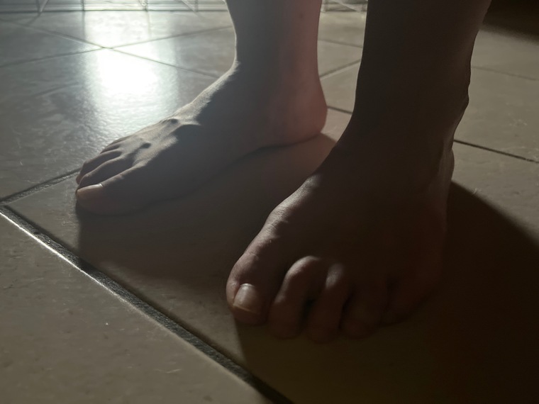 Feet banner image