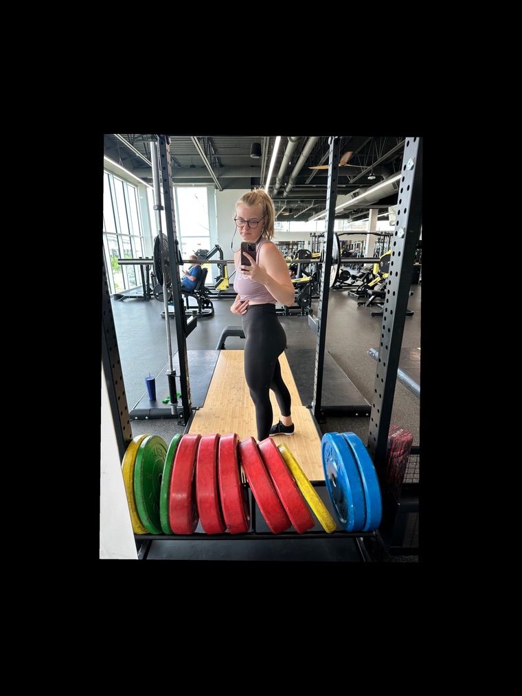 Blonde&Builtish banner image
