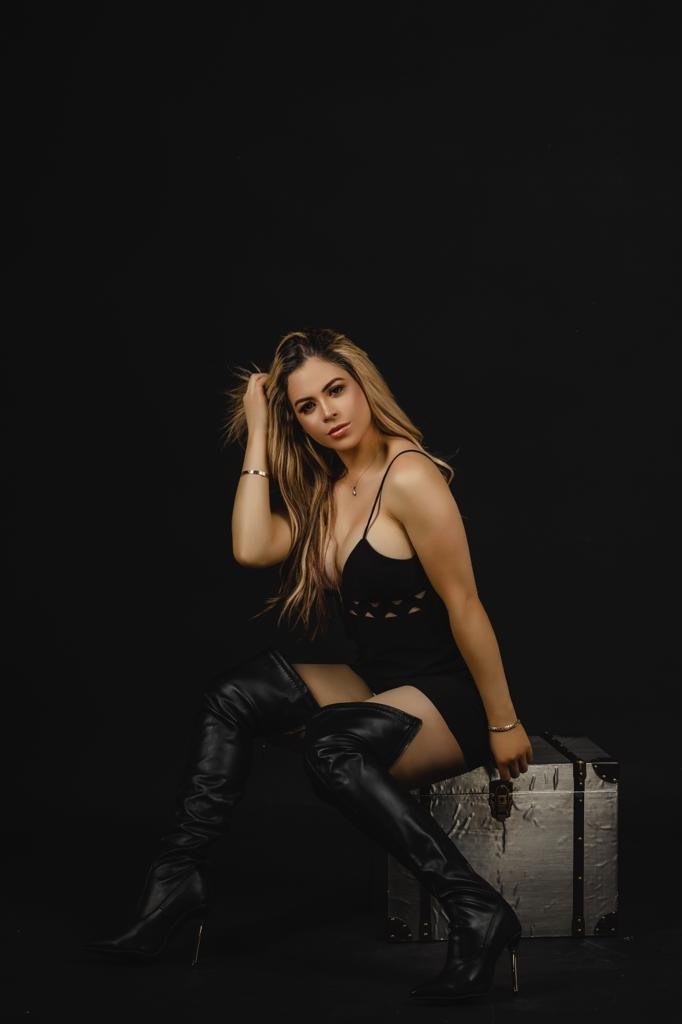 Raquel banner image