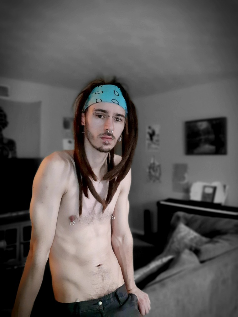 Ethan Brooks aka DreadBones ☠️ cover image