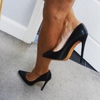 Hot Petite Blonde … avatar