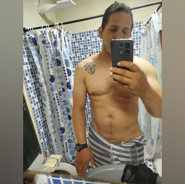 Ivan Pereira R2 cover image