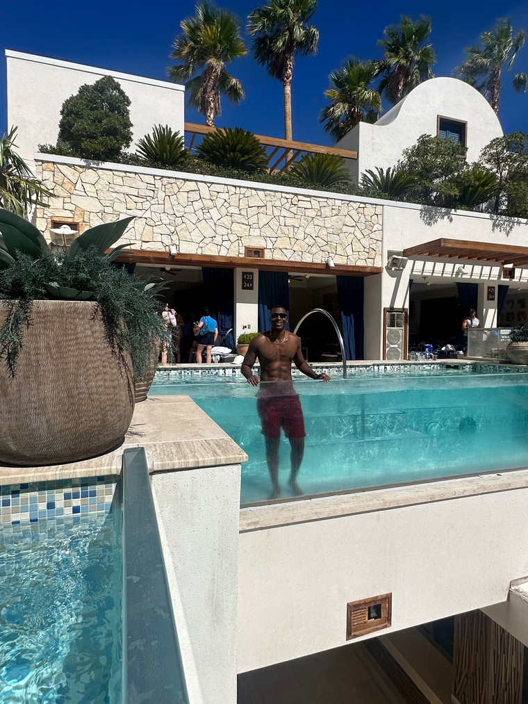 The 6’6 Chocolate Man banner image