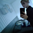 Jenni avatar