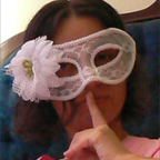 Mom Ella avatar
