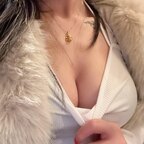 YourGFNextDoor avatar
